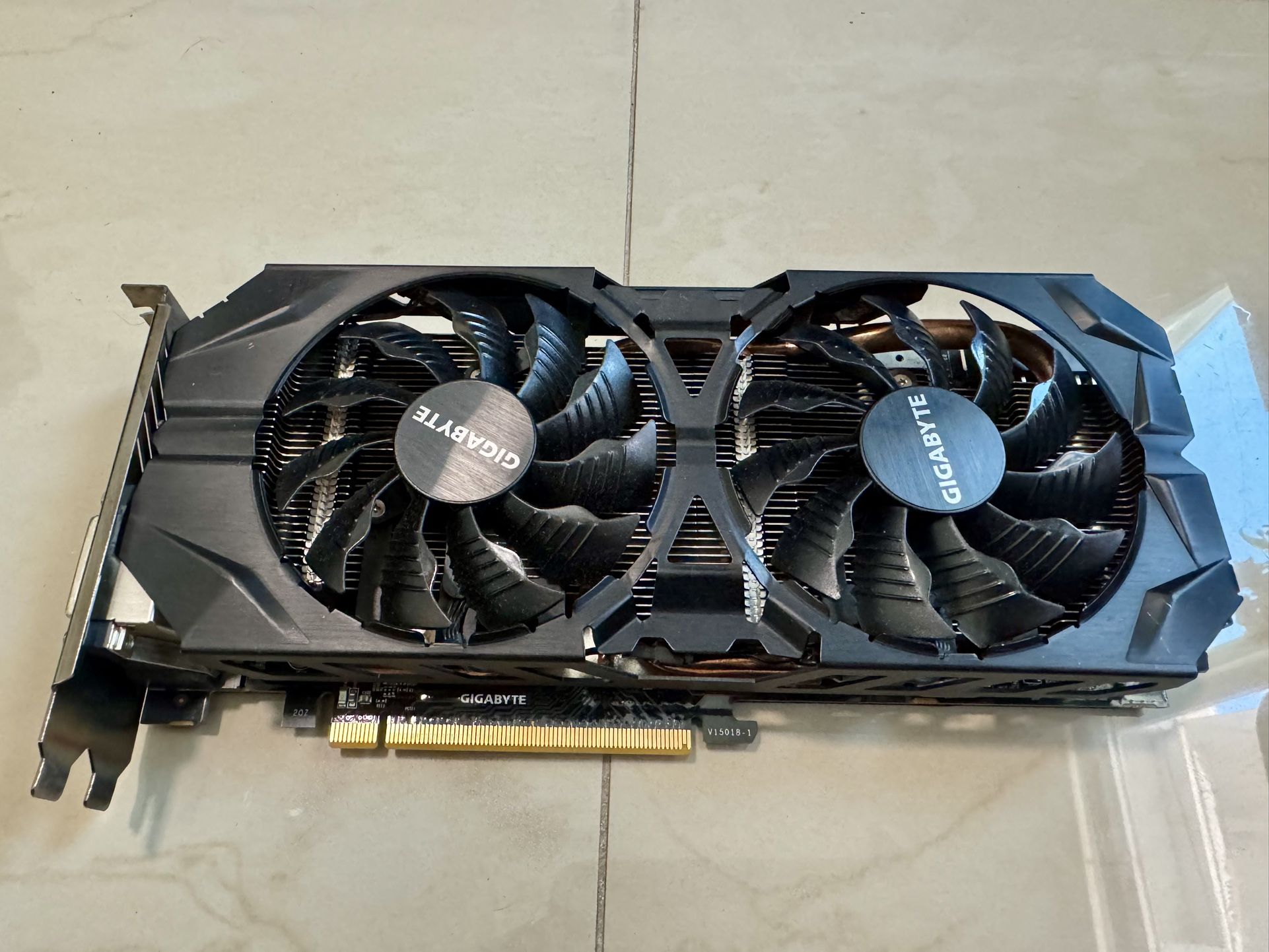 🎮 Radeon R9 390X – 8GB GDDR5 Gaming Graphics Card