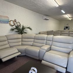 Furniture- 5 Pc Leather Sectional With 3 Power Motion Recliners & Console - Blaireville