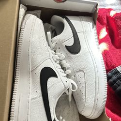 Nike Air Force 1