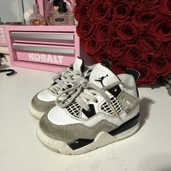 Toddler Jordan 4