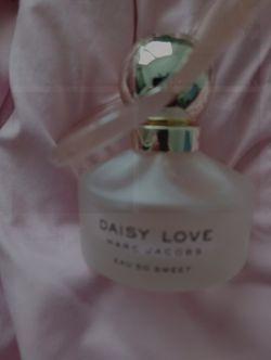 Marc Jacobs Daisy Love Eau So Sweet Perfume