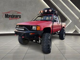 1986 TOYOTA PICKUP DLX XTRA CAB 4X4