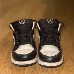 Toddler Black White Jordans