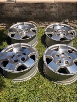 2012 Toyota Tundra 18" Wheel Rim
