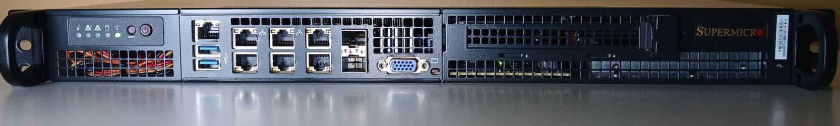 SuperServer 5019D-FN8TP RAM 32GB Intel Xeon D-2146NT 8-Core, 16 Threads, 240GB storage