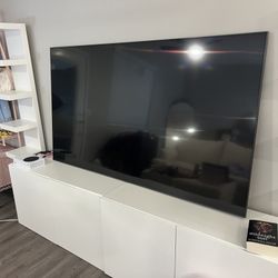 85 Inch Samsung Smart Tv And Tv Stand 