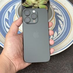 iPhone 16 Pro 128Gb Unlocked