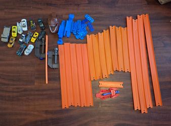 Cars/track pieces