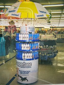 Retro rolling cooler display