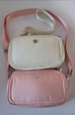 Lululemon camera bag crossbody