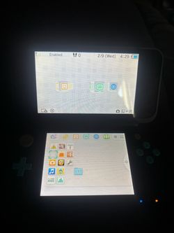 Nintendo 2DS XL Black and Turquoise