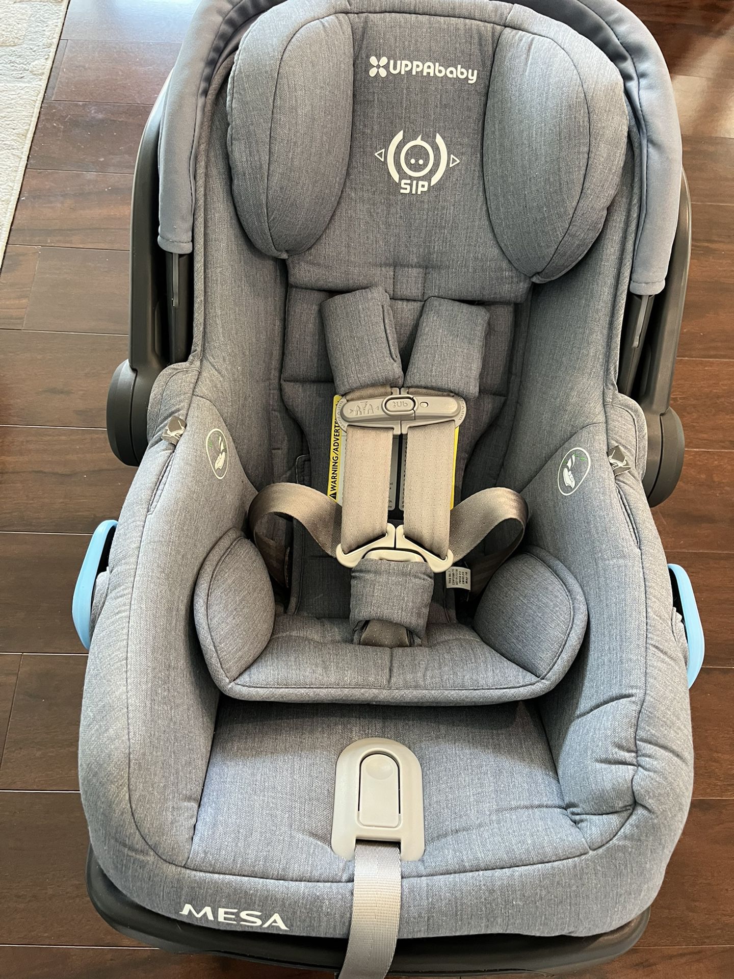 Uppababy Car Seat With Car Base Adapter For A 2nd Car And Snuggly Lining 