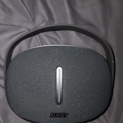 Aukey bluetooth speaker