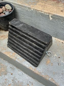 heavy-duty ribbed rubber dock bumper or marine rubber fender