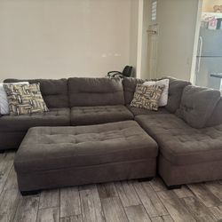 L Shaped Couch Set w/ Ottoman & Recliner
