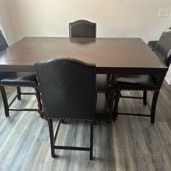 Brown Dining Table with Chairs 