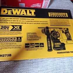 DEWALT XR 20-volt Max 1-in Sds-plus Variable Speed Cordless Rotary Hammer Drill (Bare Tool)

