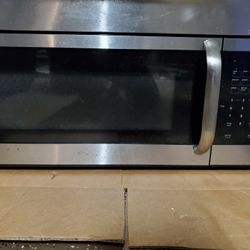 2 Years Old Microwave