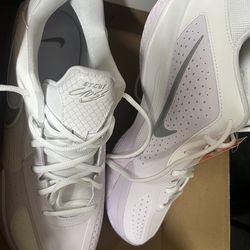 G.T Cut Cross size 10.5 men’s basketball shoe