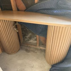 Lobby waist high Table