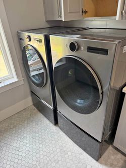 LG Washer & Electric Dryer