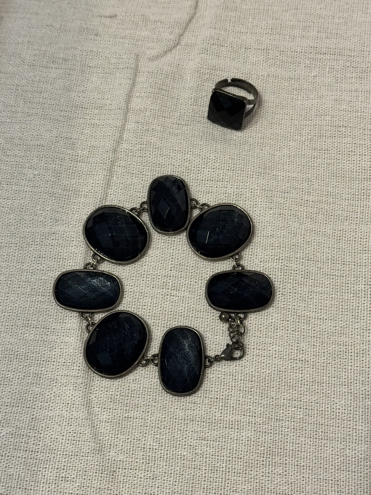 Bracelet With Adjustable Ring