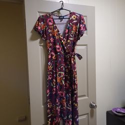 Wine-Colored Floral Dress (Long)
