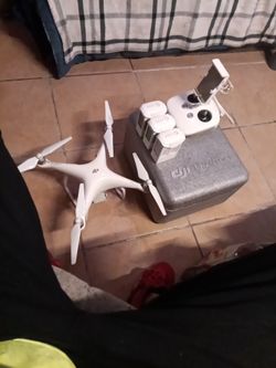 DJI Drone Phantom 4