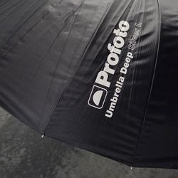 Profoto Umbrella Deep Silver, Large 51" 