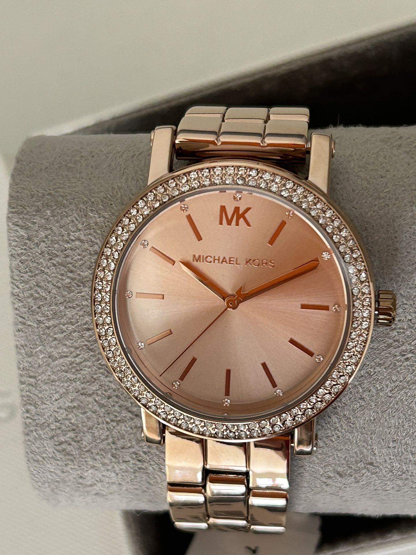 Authentic Michael Kors Rose Gold Luxury Watch (Brand New With Tags) 