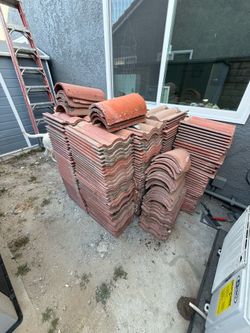 Eagle roofing s tiles