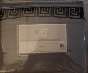 St. Moritz Home Fashions Queen Size sheet set