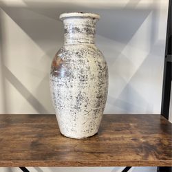 Decorative Flower Vase 