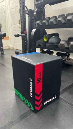 Titan Fitness Youth 3-In-1 Foam Plyo Box