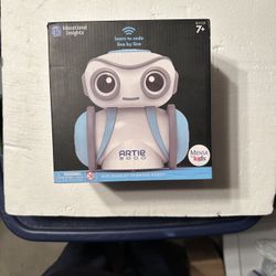 Artie 3000 Educational Insights Robot 