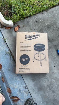 Milwaukee Counter Stool
