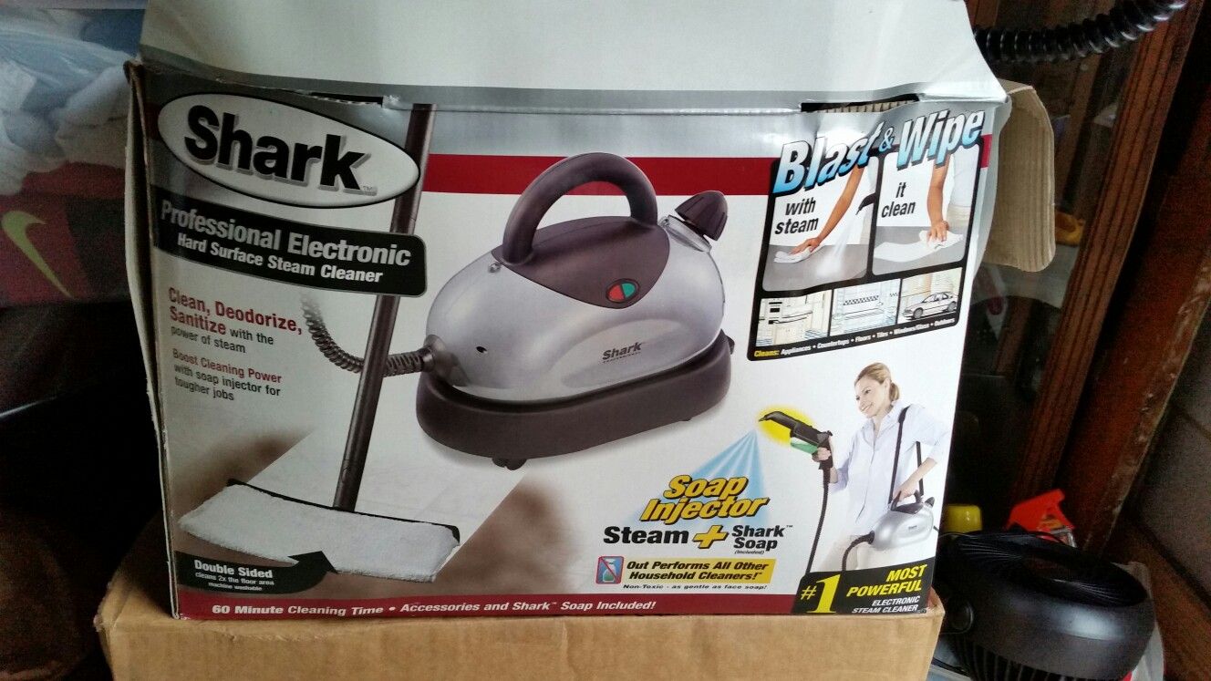 Like new steam cleaner