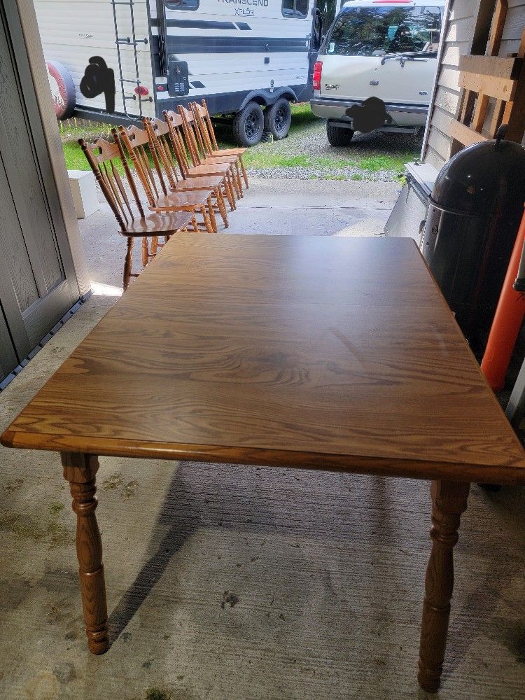 Kitchen Table And Chairs
