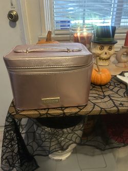 Lancôme Holiday Beauty Box 2025 Brand New! 