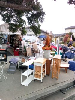 Yard sale today 1527 colusa place