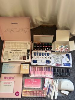 Huge Beetles Nail Kit – UV Lamps, Gel Polish, Builder Gel & Nail Tips