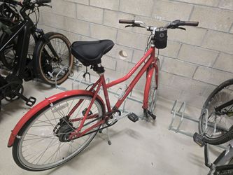 Priority Turi Cruiser Bike 21" Frame