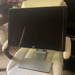 Hewlett Packard 22-inch Lcd Hd Monitor With Adjustable Stand