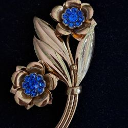 Vintage Statement Rhinestones Brooch, 3.5"
