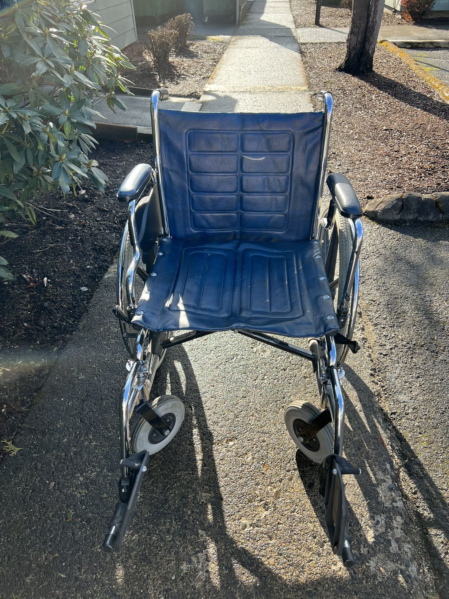 Barely Used Wheelchair for Sale in Portland, OR OfferUp