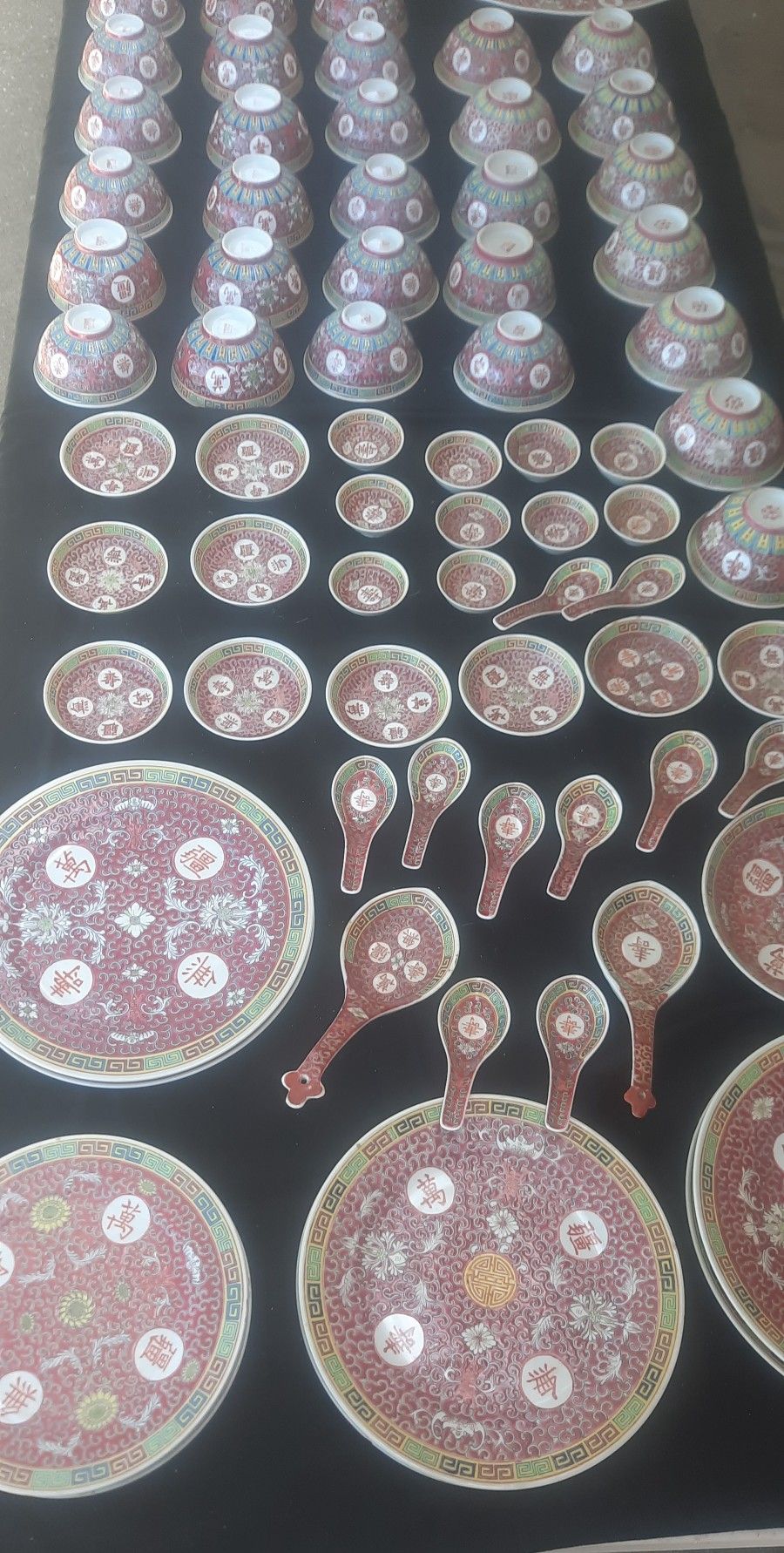 Large Antique Chinese Pink Dinnerware Plate Set 