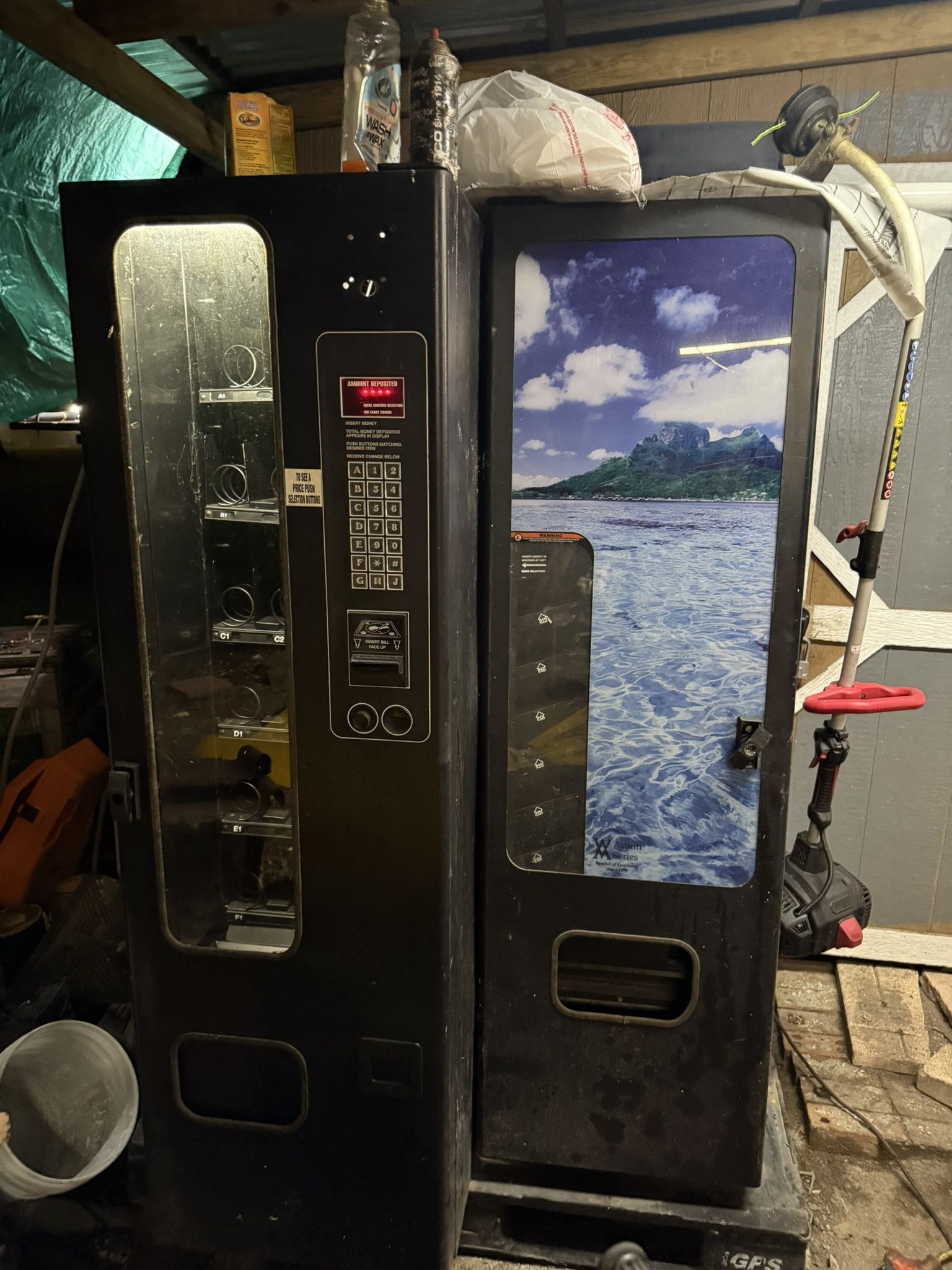 Snack And Drink Vending Machine