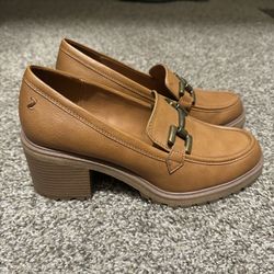 Women’s Shoes Heeled Loafers Size 9