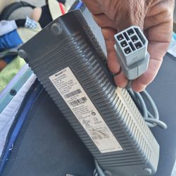 XBOX  360 Brick  POWER SUPPLY 