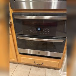 GE Profile Double Wall Oven, Electric Convection - Like New โ Austin, TX